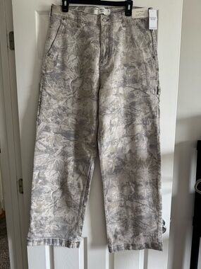Hollister Men's Beige Gray Camo Cargo Pants